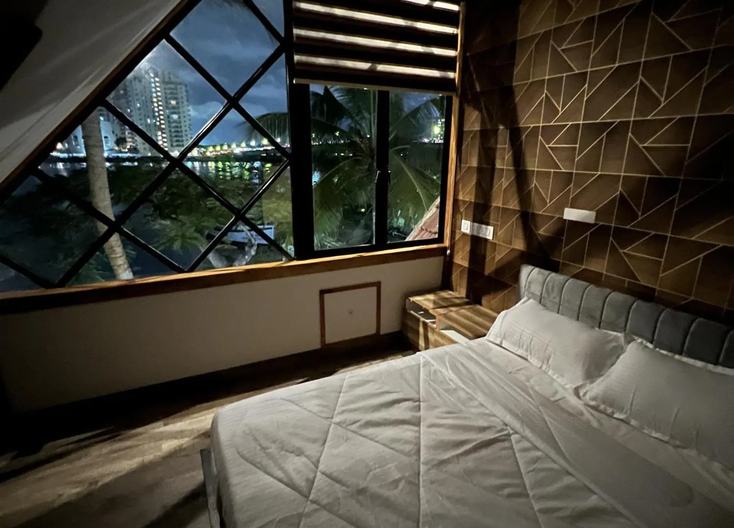 Hotel Marina Lounge Kochi Penzion